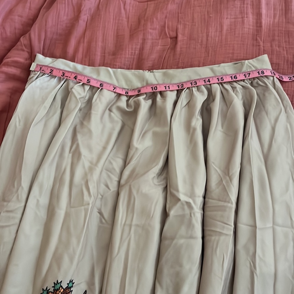 Sourpuss hula girl skirt - Picture 3 of 4